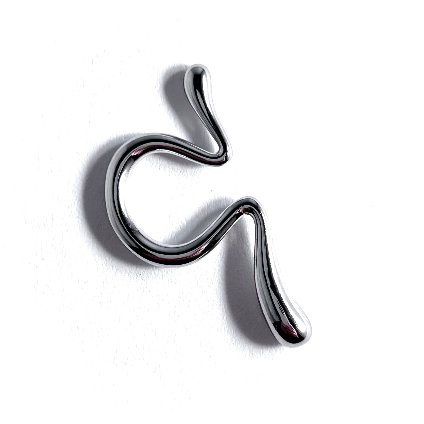 No Piercing Organic Shaped Ear Cuff in Silver