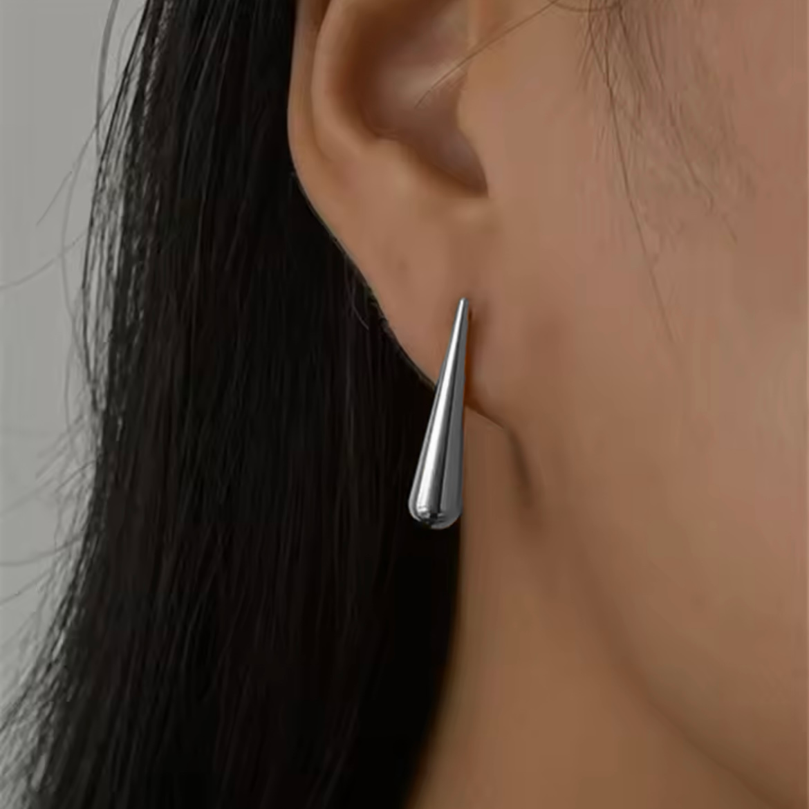 Asymmetrical Teardrop Earrings in Silver