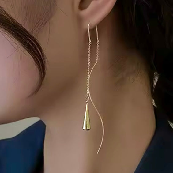 Teardrop Threader Earrings in Gold